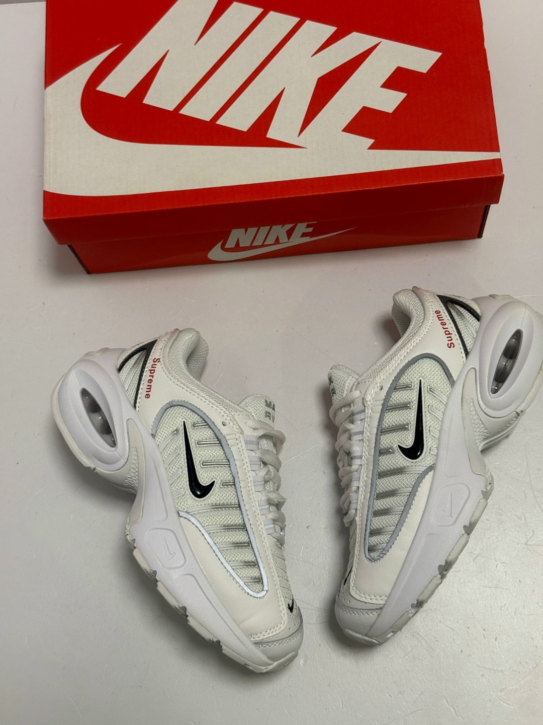 кроссовки nike air max tailwind 4,кроссовки nike supreme x air max tailwind 4,мужские кроссовки nike air max tailwind 4,кроссовки,кроссовки supreme