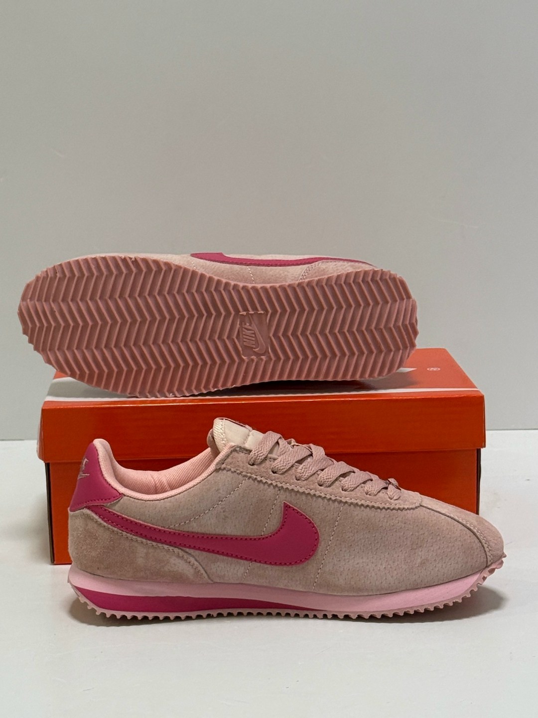 nike cortez classic,кроссовки,nike cortez,nike cortez pink,nike cortez pink velvet