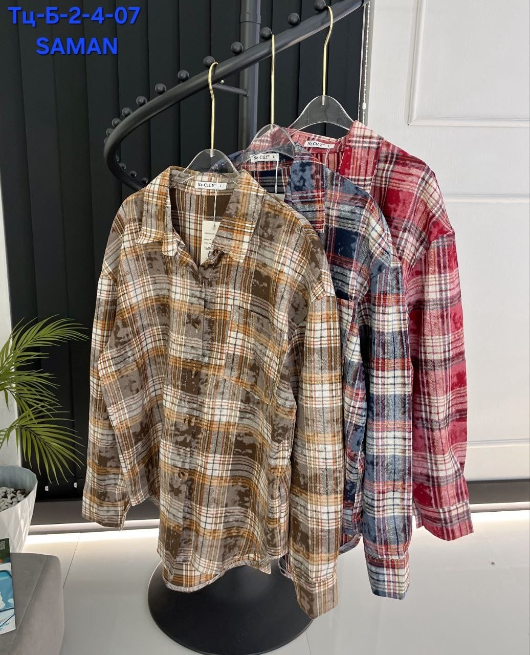 рубашка в клетку,рубашка в клетку женская,женская рубашка,рубашка,рубашка в клетку от miu miu