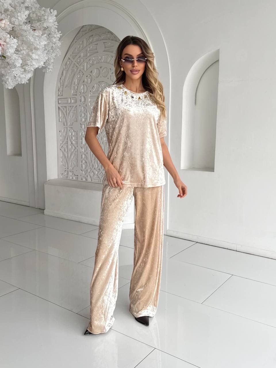 велюровые костюмы,костюм комплекты,костюм велюровый домашний,велюровый костюм для дома,брючный костюм