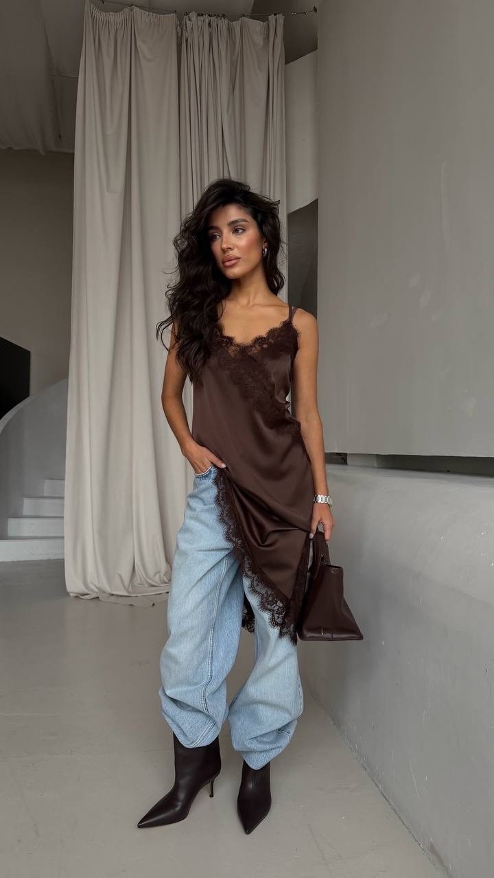 топ с кружевом,майка с кружевом,шелковый топ в бельевом стиле,топ с кружевными вставками,топ в бельевом стиле с кружевом