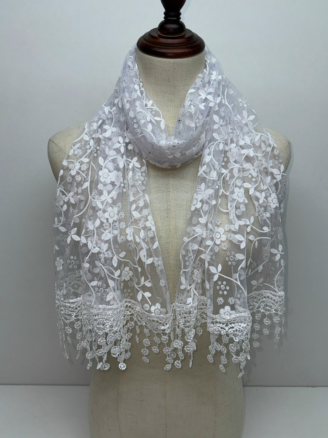 шарф женские,шарфы для женщин,шарф с кисточками,шарфы и палантины,шарф шарфы