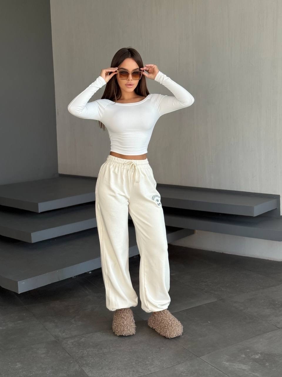 спортивные женские штаны,спортивные штаны,брюки спортивные,штаны женские,брюки трикотажные