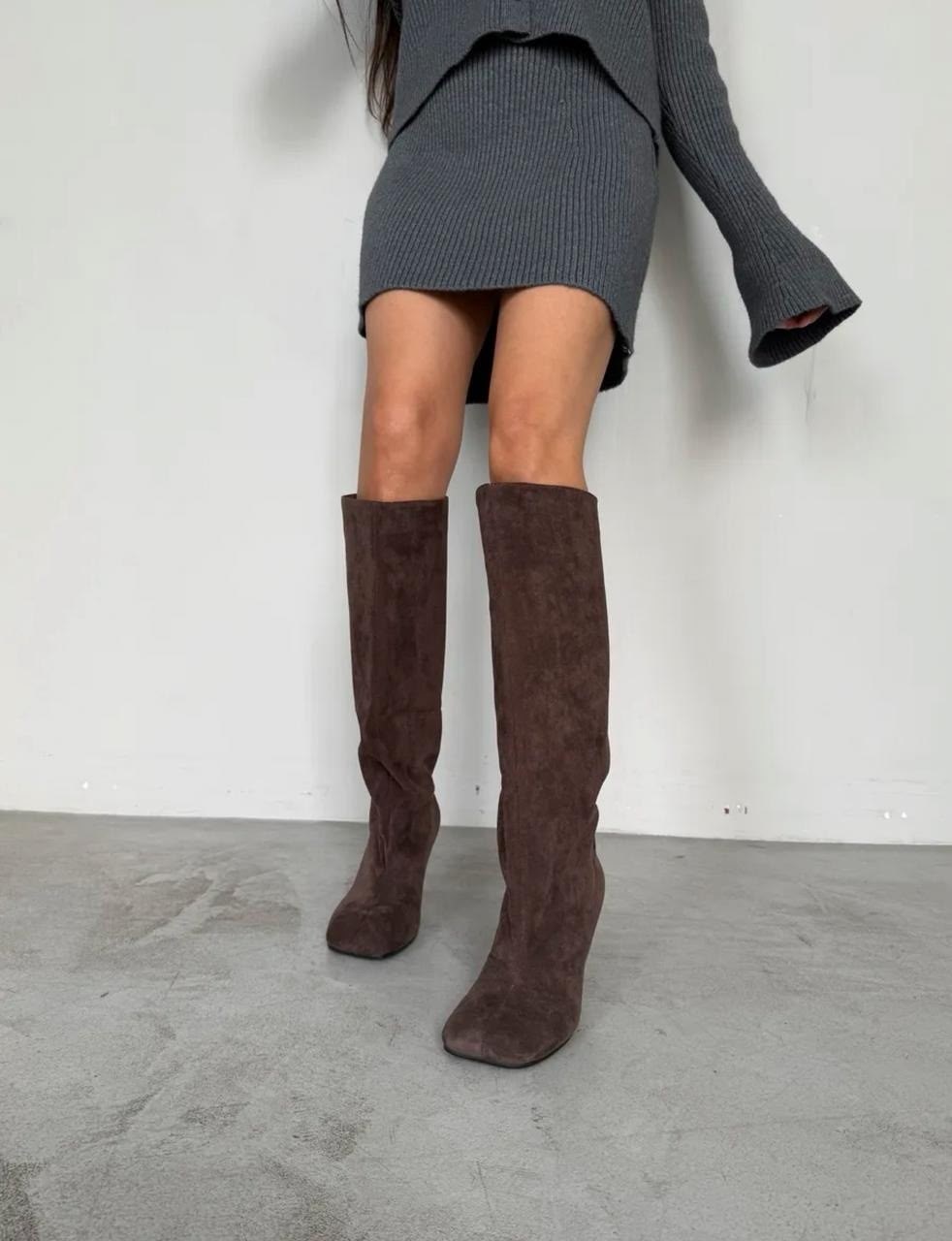 замшевые сапоги,сапоги демисезонные на каблуке натуральная замша londri,женские сапоги,демисезонные шоколадные коричневые сапоги высокие сапоги трубы ботфорты замшевые высокий каблук,сапоги