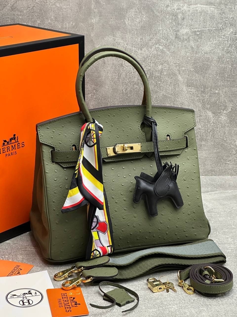 hermes женская сумка,сумка hermes,сумка hermes birkin с лошадкой,сумка hermes birkin 30-22 из натуральной кожи и канвы,сумка hermes birkin гермес биркин оранжевый