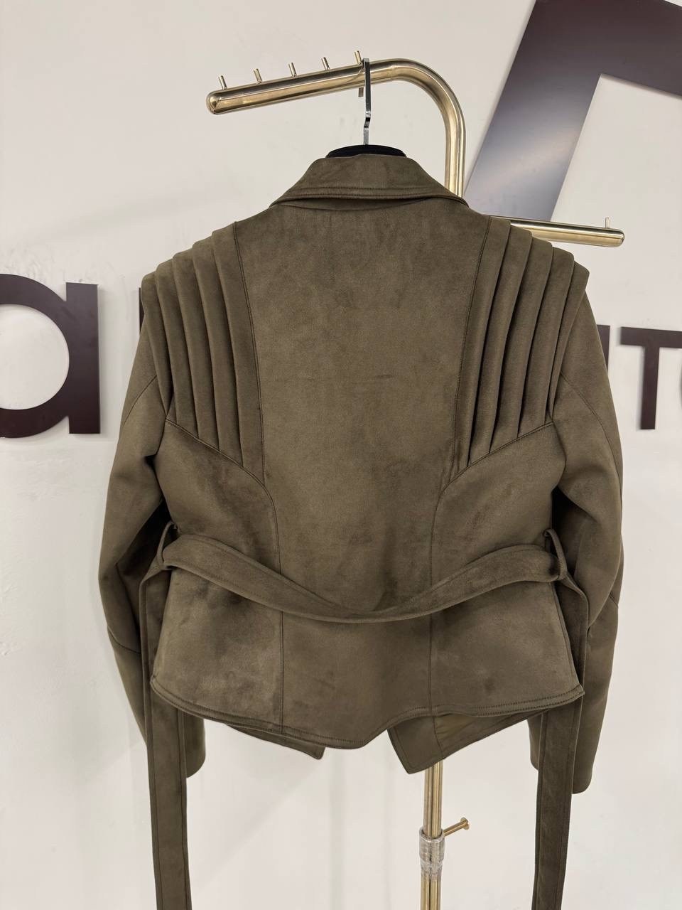 замшевая куртка,замшевая куртка с поясом,повседневная куртка,женская замшевая куртка rzra с отложным воротником и длинными рукавами,куртка замшевая женская