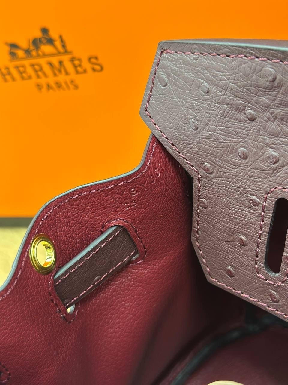 сумка гермес биркин,сумка биркин,фиолетовая сумка,женская сумка hermes birkin из кожи страуса,эрмес биркин