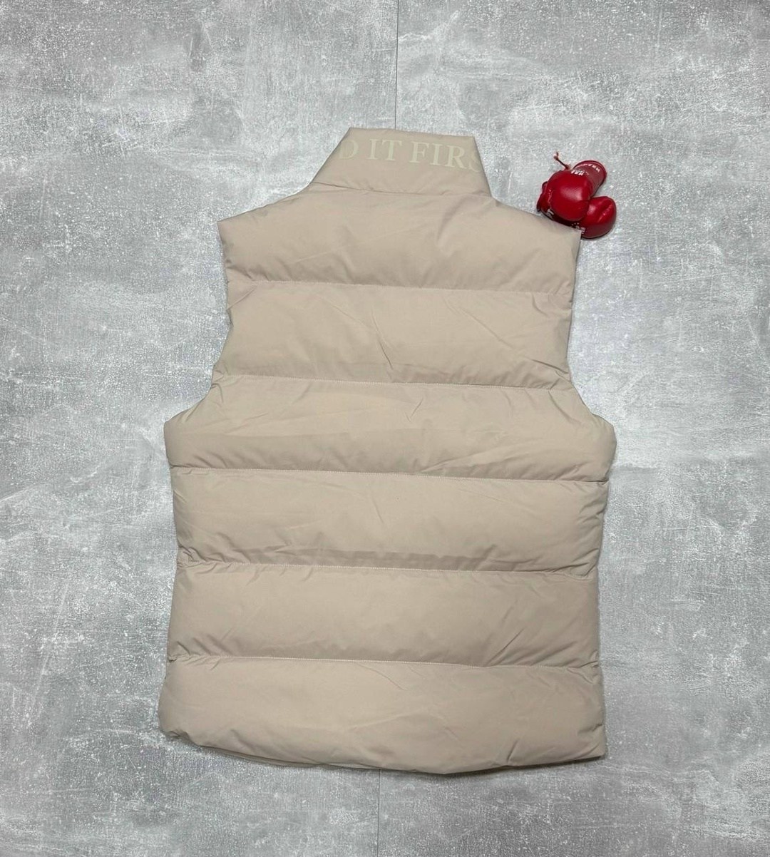 жилет,безрукавка лакост,жилетка,жилет lacoste,безрукавка жилет