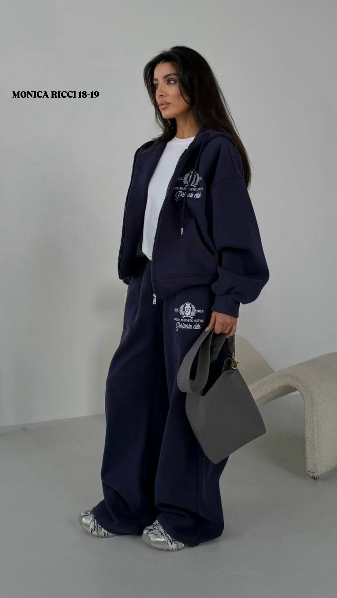 спортивный костюм,спортивный костюм женский,спортивный костюм miu miu женский,женские костюмы