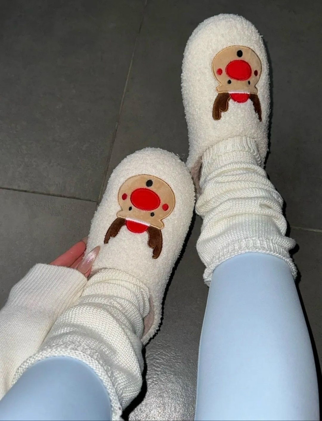 рождественские плюшевые тапочки с оленем,рождественские плюшевые тапочки с изображением лося,новогодние тапочки,тапочки домашние новогодние,домашние тапочки