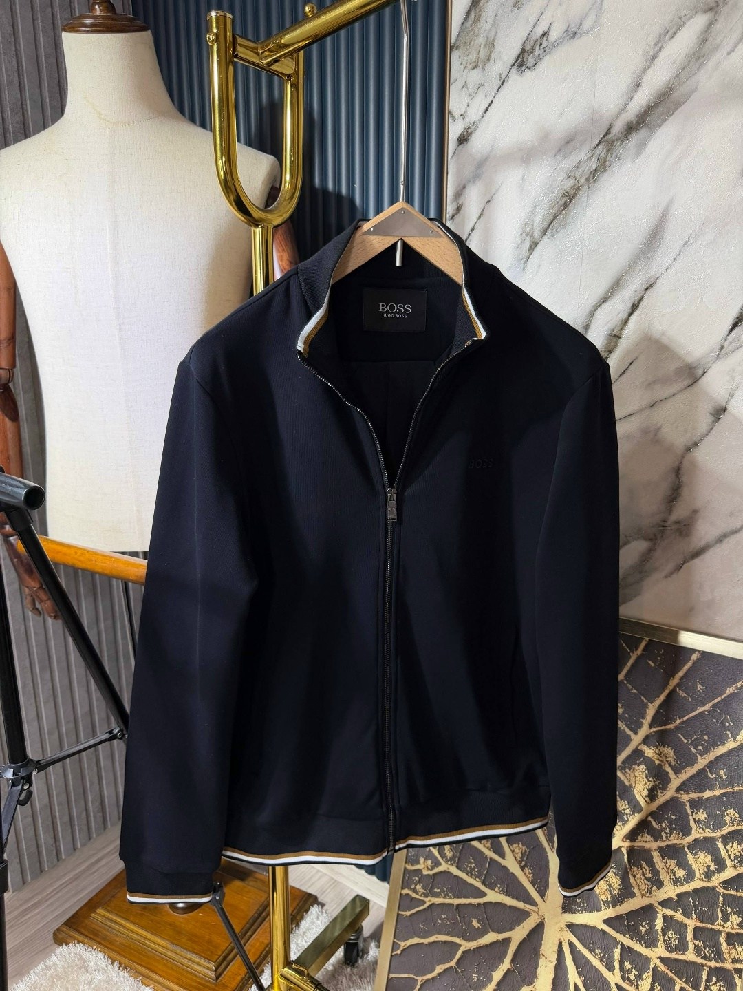 спортивный костюм boss,мужской спортивный костюм,спортивный костюм hugo boss,костюм спортивный,спортивный костюм loro piana