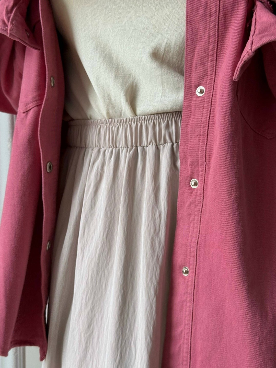 женская рубашка оверсайз,куртка оверсайз,рубашка оверсайз розовая,льняная рубашка оверсайз,джинсовая куртка оверсайз