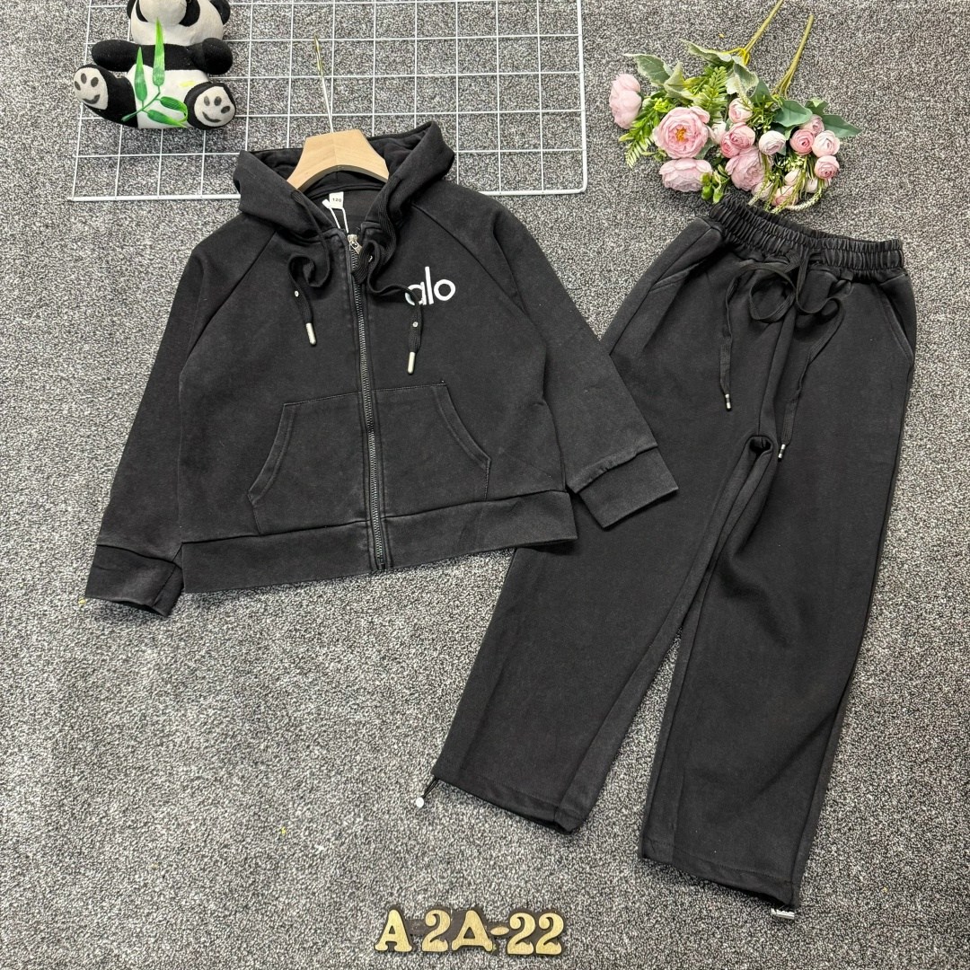 костюм на флисе,спортивные костюмы на флисе,женские костюмы на флисе,костюм детский,костюмчик