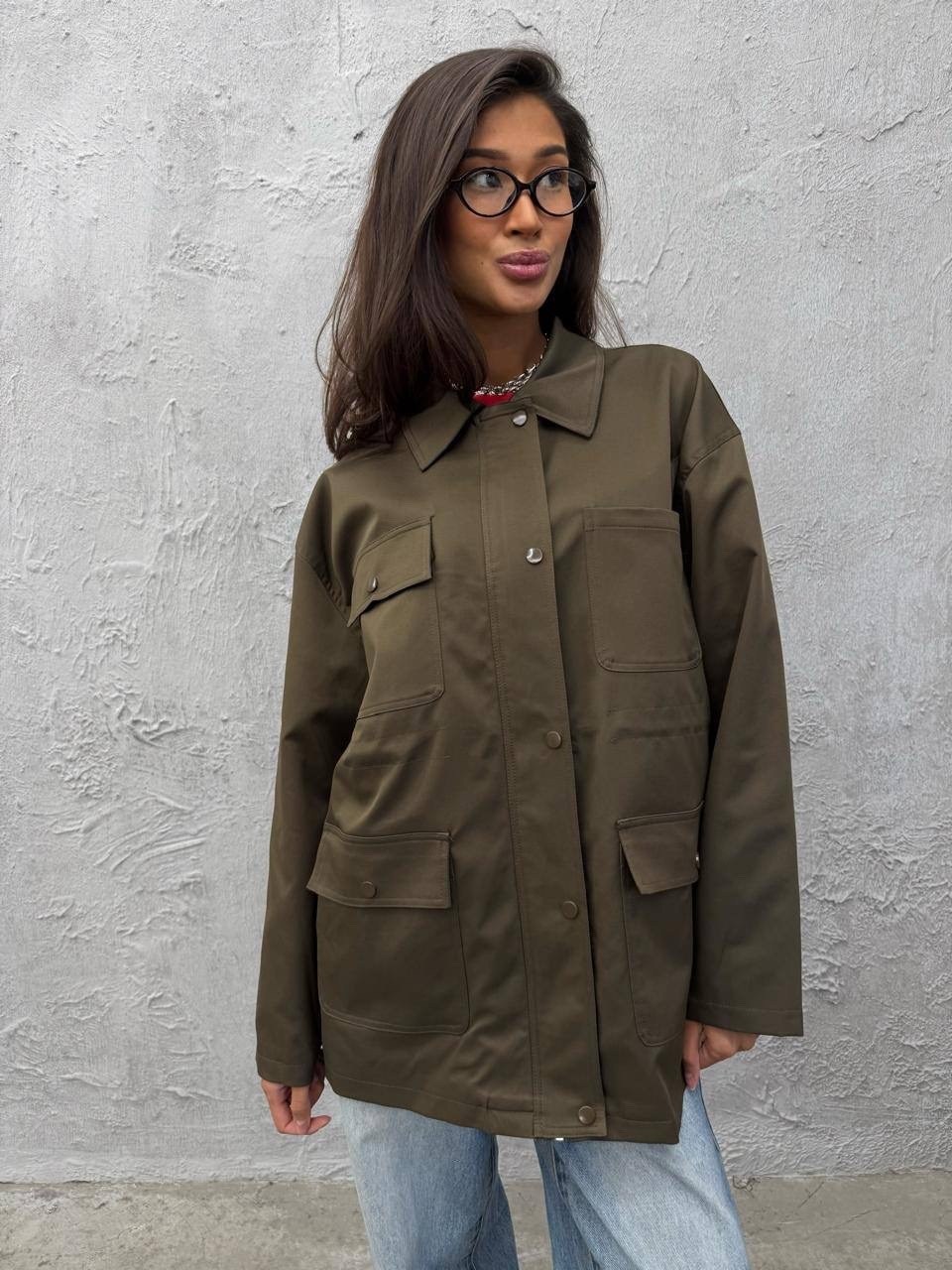 белая джинсовая куртка,куртка джинсовая,женская джинсовая куртка,куртка джинсовая оверсайз,джинсовая куртка женская оверсайз