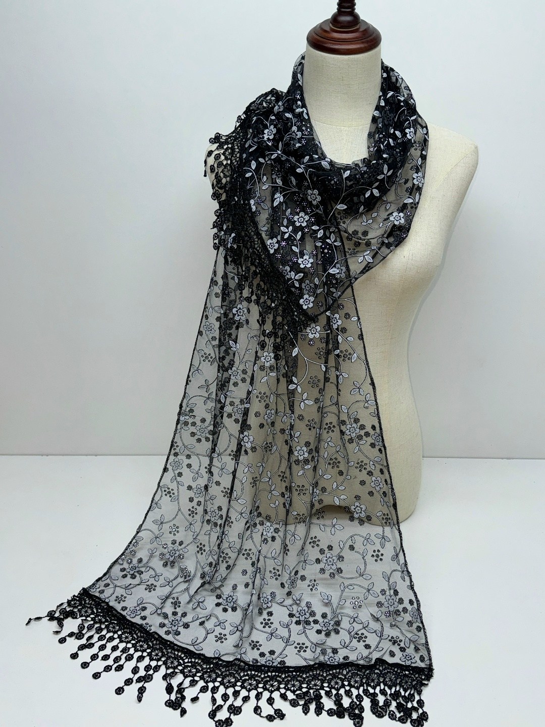 шарф женские,шарфы для женщин,шарф с кисточками,шарфы и палантины,шарф шарфы