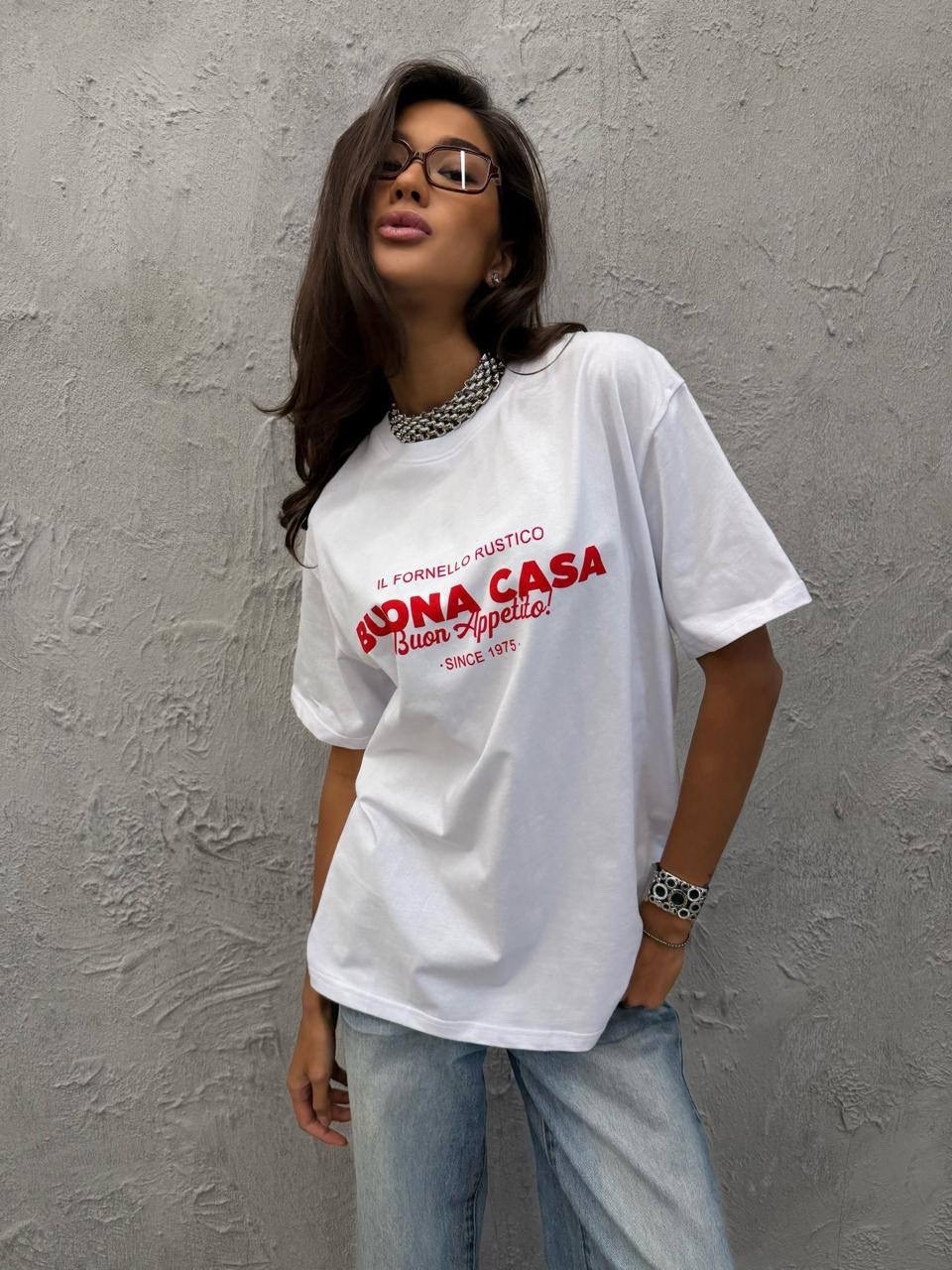 футболка оверсайз белая vlechenie,футболка оверсайз белая,футболка оверсайз,футболки женская оверсайз,футболки оверсайз с принтами