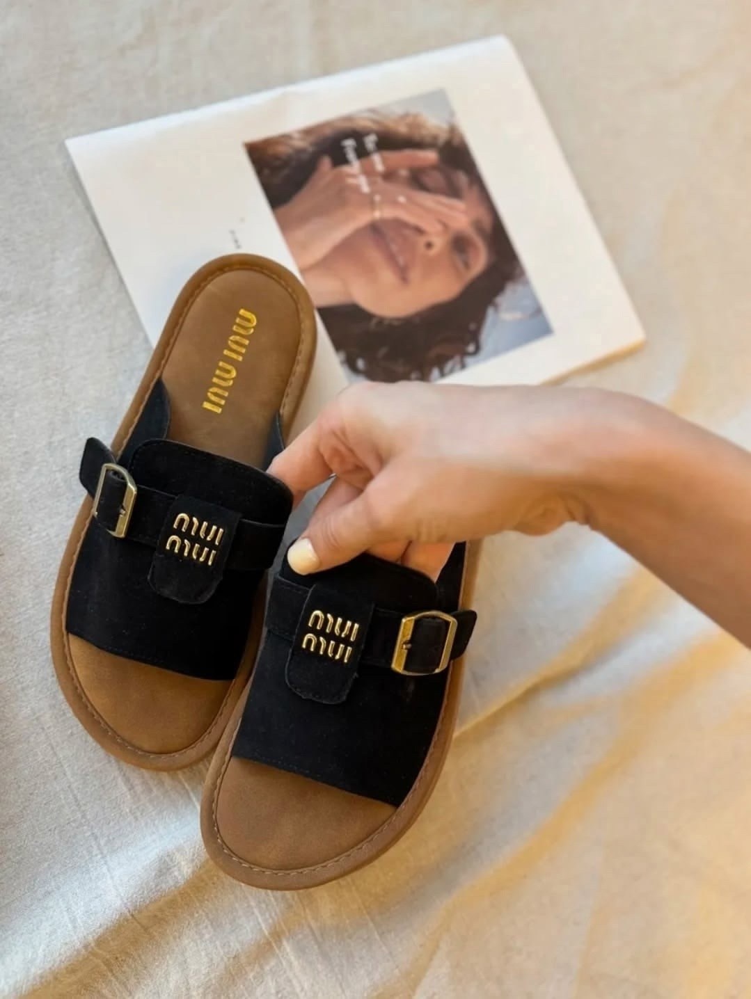 ,женские шлепанцы,женские шлепки,модные шлепанцы,женские сандалии