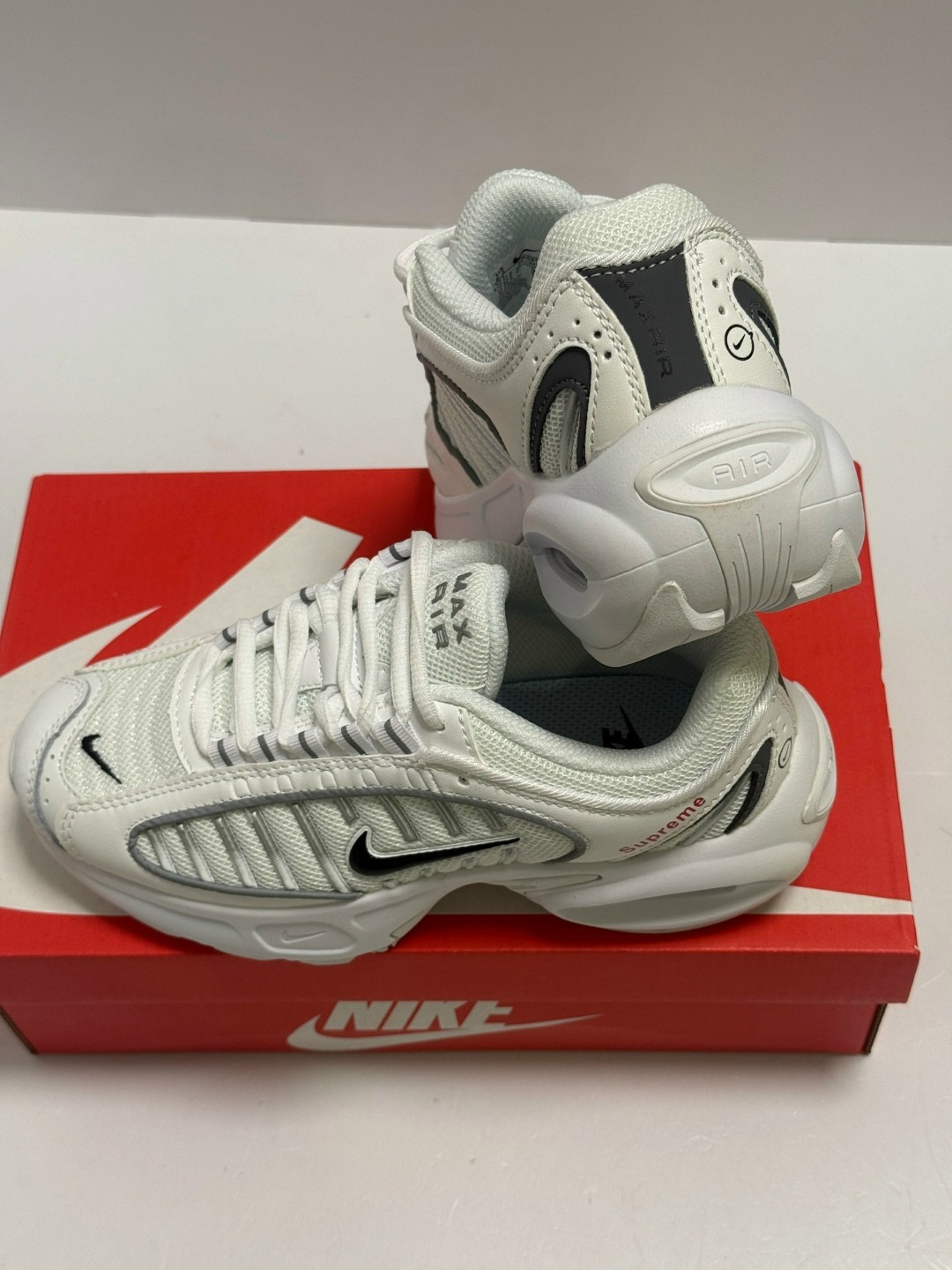 кроссовки nike air max tailwind 4,кроссовки nike supreme x air max tailwind 4,мужские кроссовки nike air max tailwind 4,кроссовки,кроссовки supreme