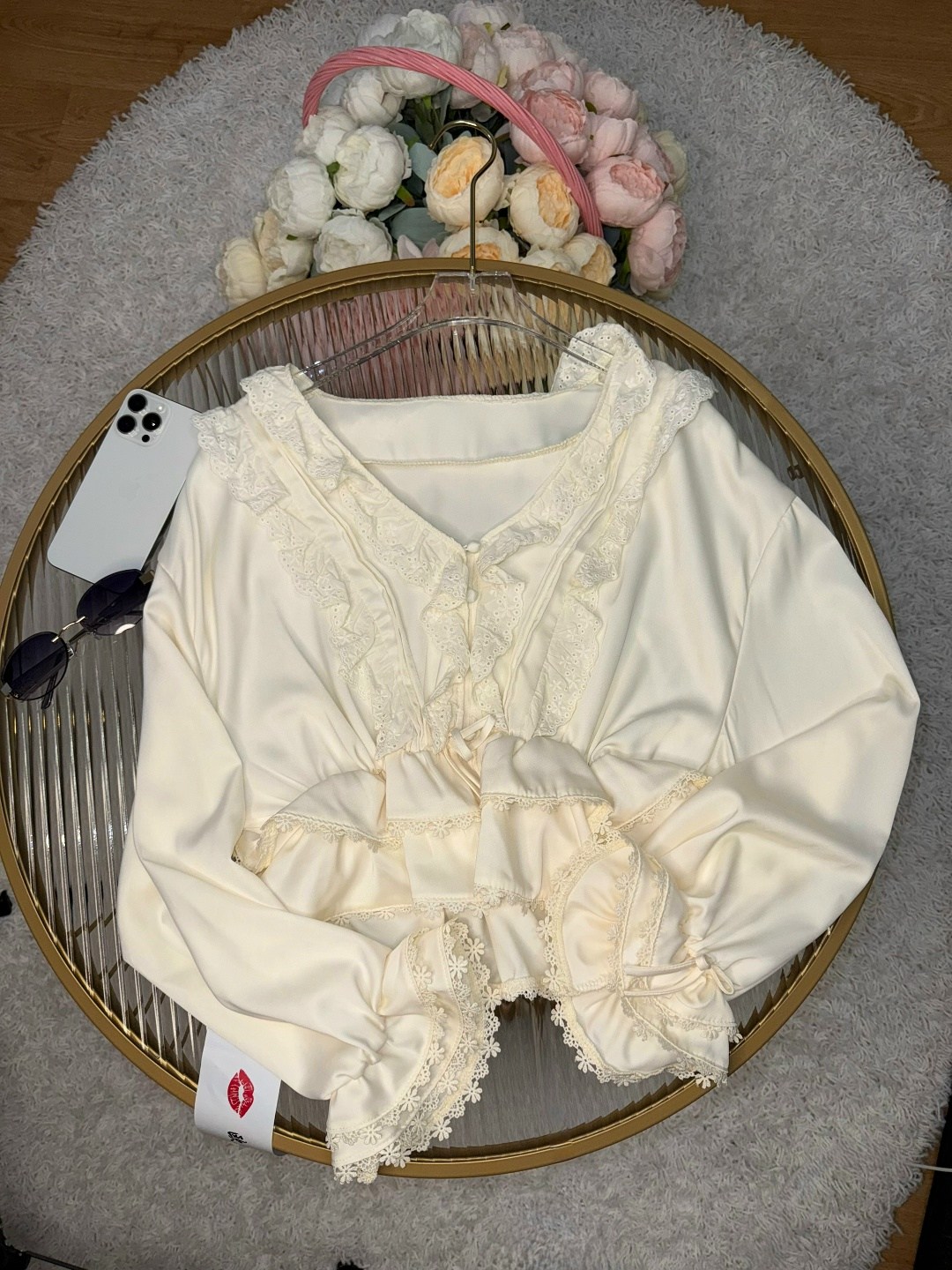 блузка с оборками,элегантная блузка с рюшей,женская блузка,блузка с воланами и рюшами,модная блузка