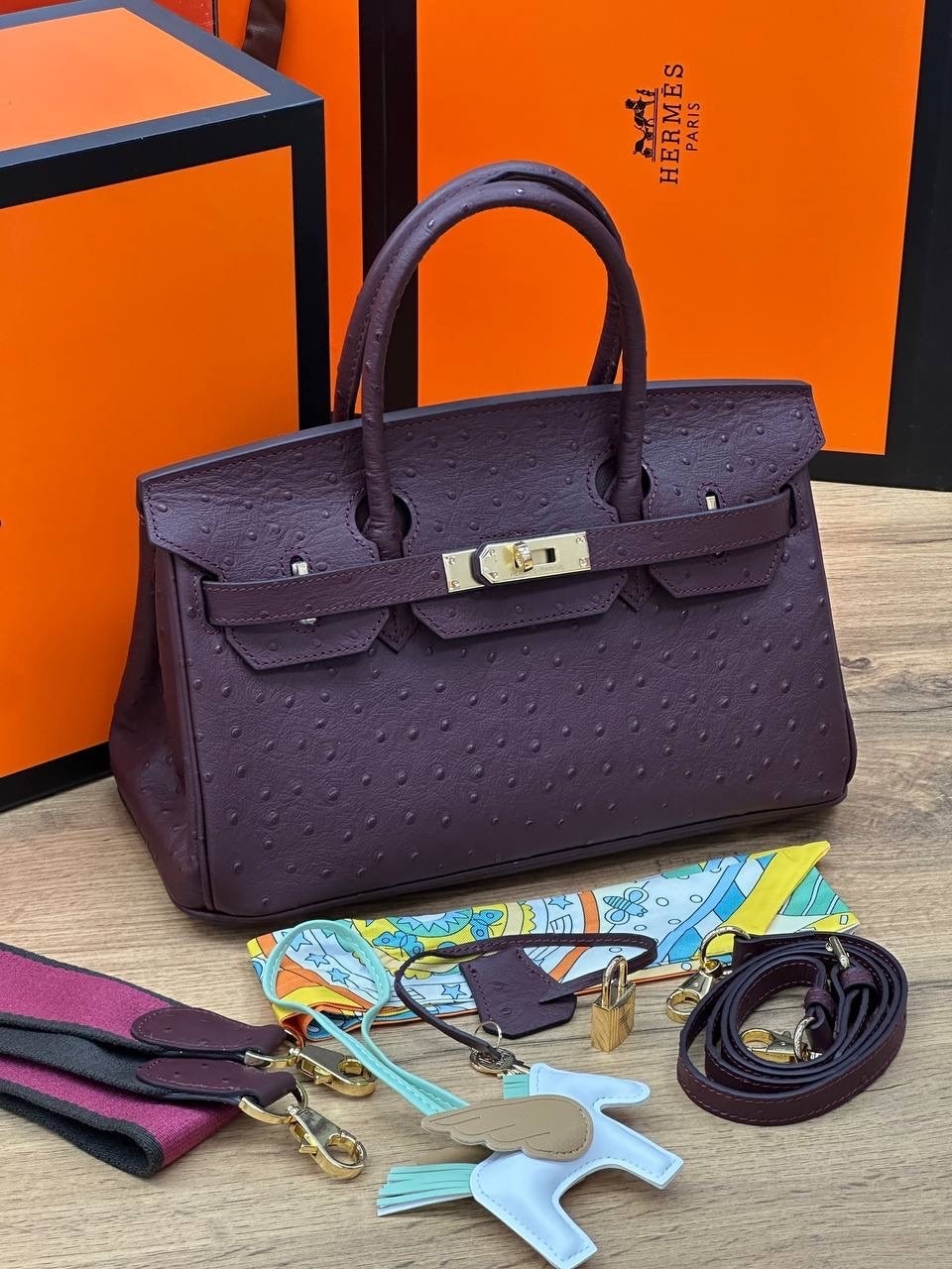 сумка гермес биркин,сумка биркин,фиолетовая сумка,женская сумка hermes birkin из кожи страуса,эрмес биркин