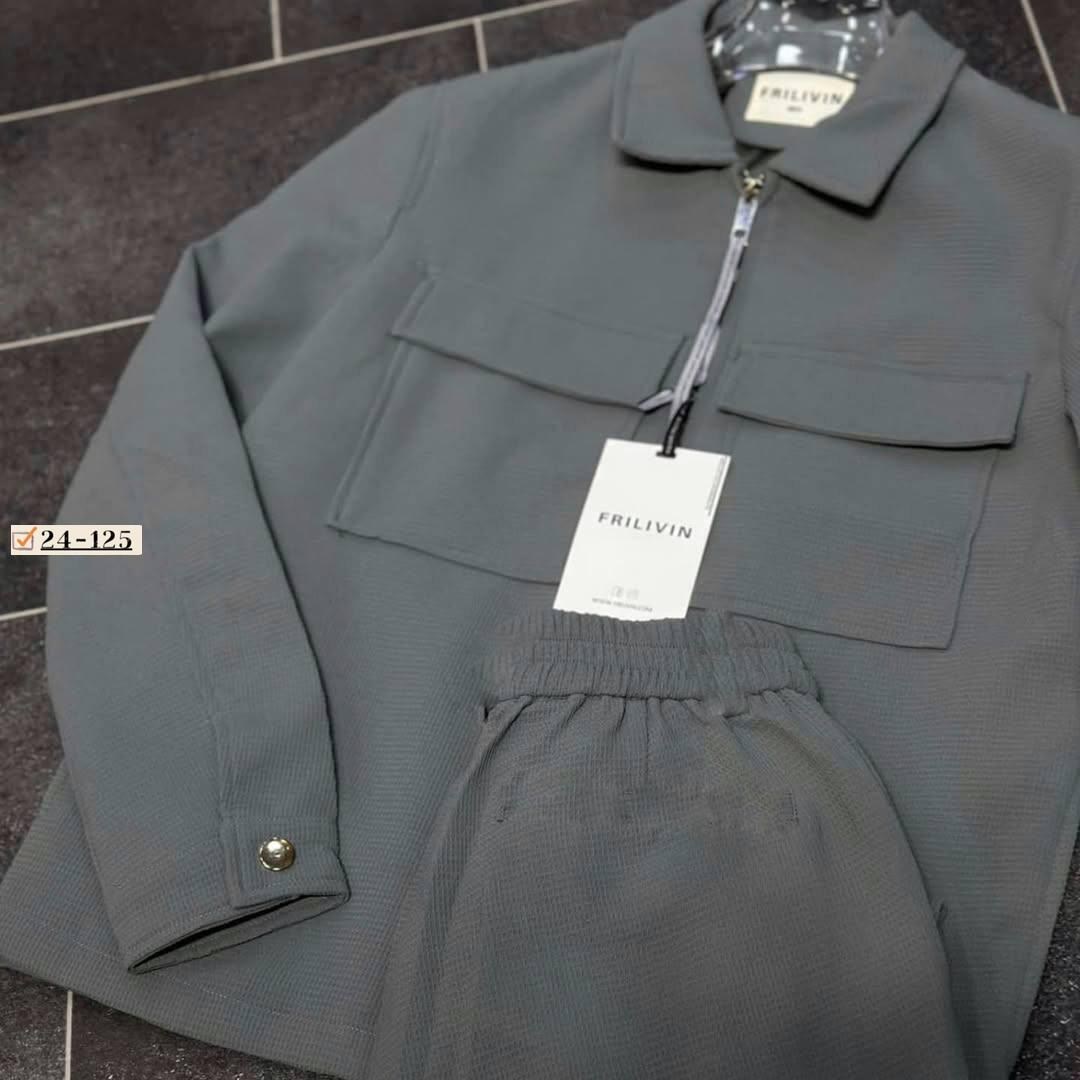 спортивный костюм brunello cucinelli,стильные костюмы,костюм спортивный,мужской спортивный костюм,костюм