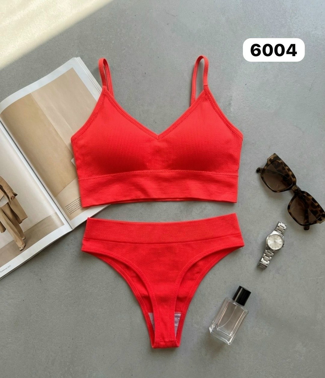 комплект женского нижнего белья,комплект нижнего белья черного,комплект нижнего белья,комплект женского белья топ и трусы,комплект нижнего белье бесшовный