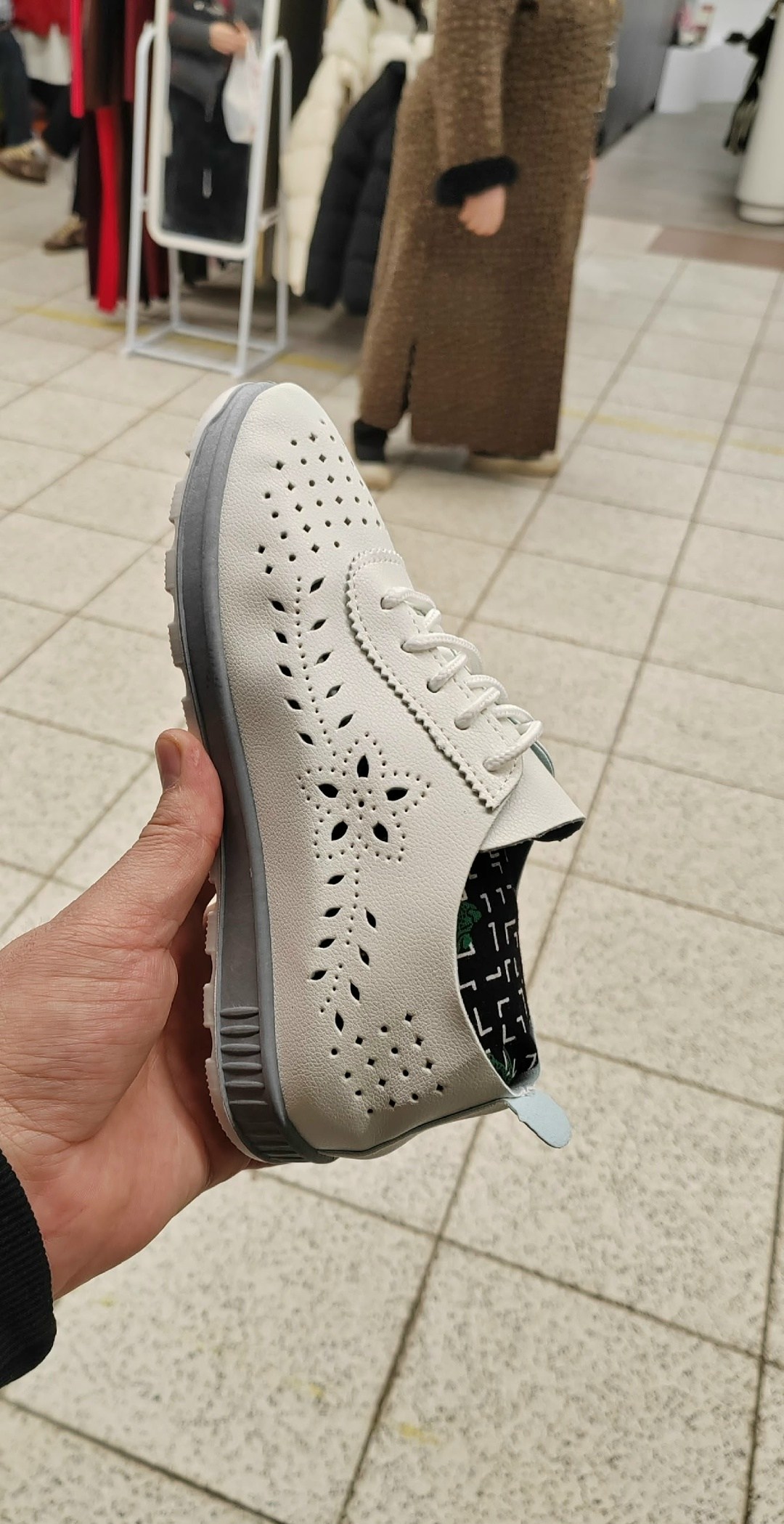 обувь,кроссовки женскиe,летние ботинки женские с перфорацией на шнуровке,кеды женски,мокасины с перфорацией