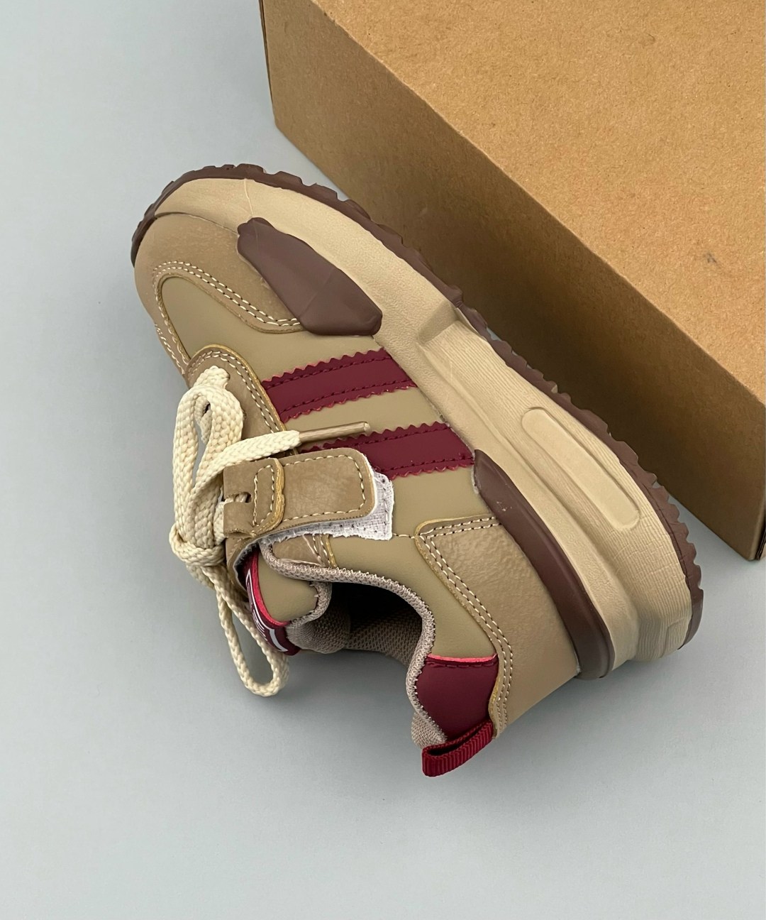 ,детские кроссовки,спортивная ,кроссовки мальчику,кроссовка детская