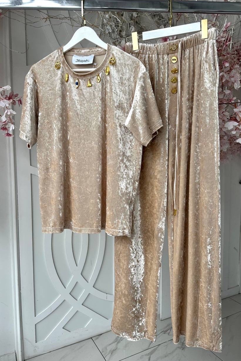 велюровые костюмы,костюм комплекты,костюм велюровый домашний,велюровый костюм для дома,брючный костюм