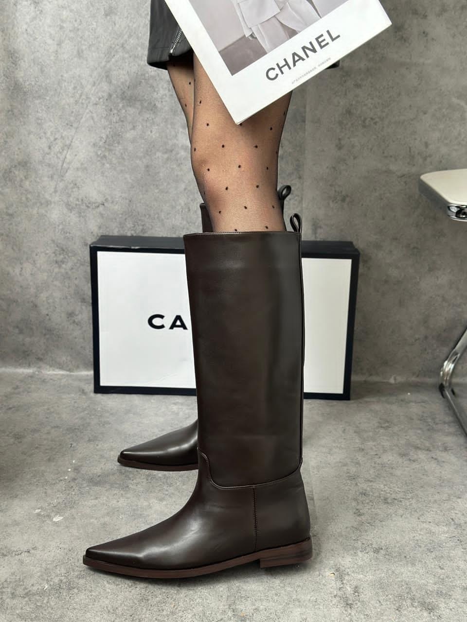 сапоги демисезонные на каблуке кожаные казаки londri,осенние жокейские сапоги кожаные paris bacio,женские сапоги до колена из натуральной кожи,женские сапоги,сапоги до колена из натуральной кожи