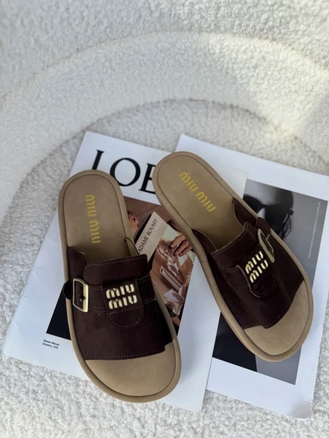 ,женские шлепанцы,женские шлепки,модные шлепанцы,женские сандалии