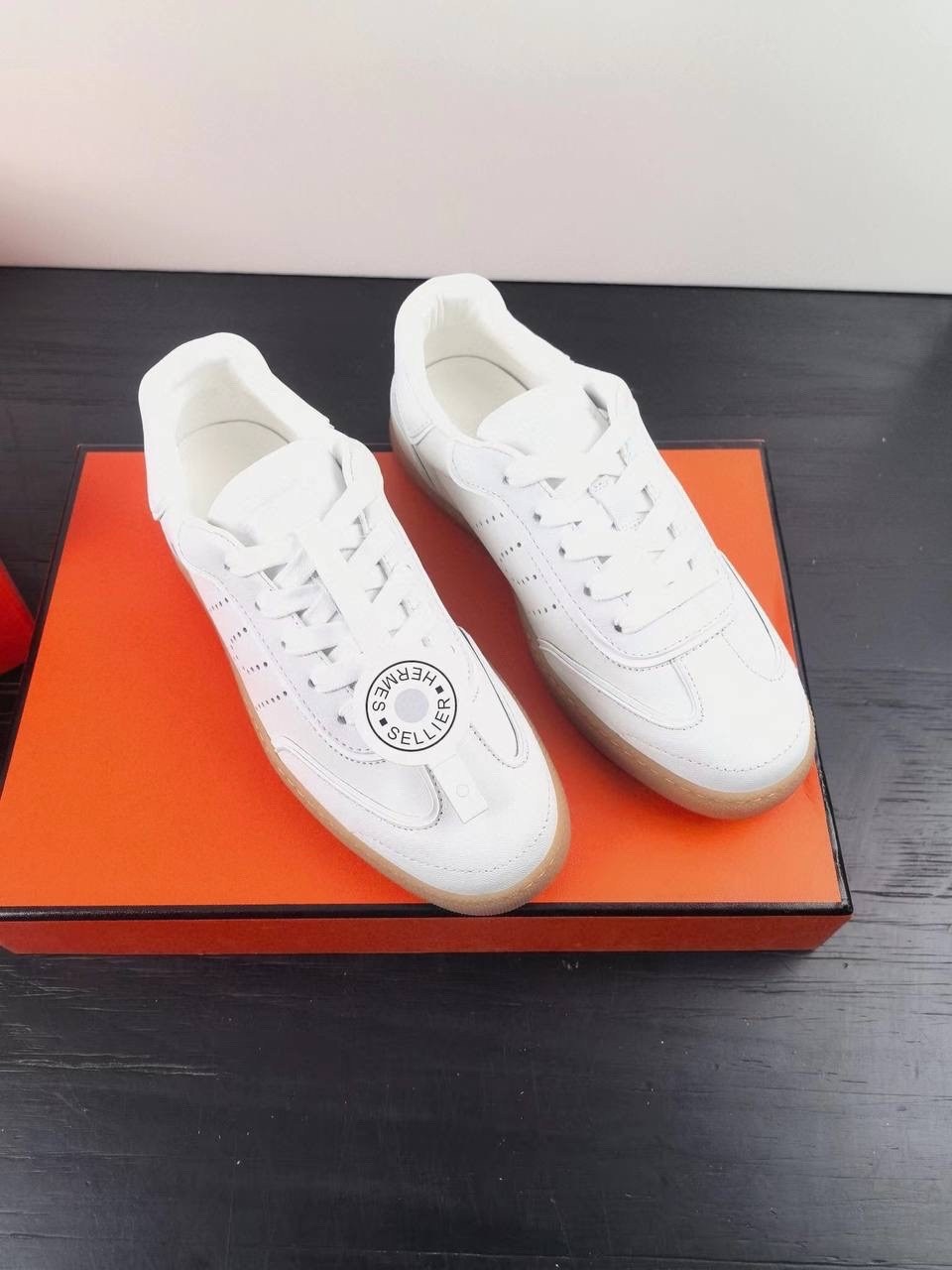 кроссовки hermes,кроссовки гермес женские,hermes кроссовки женские,кроссовки хермес женские,кроссовки хермес