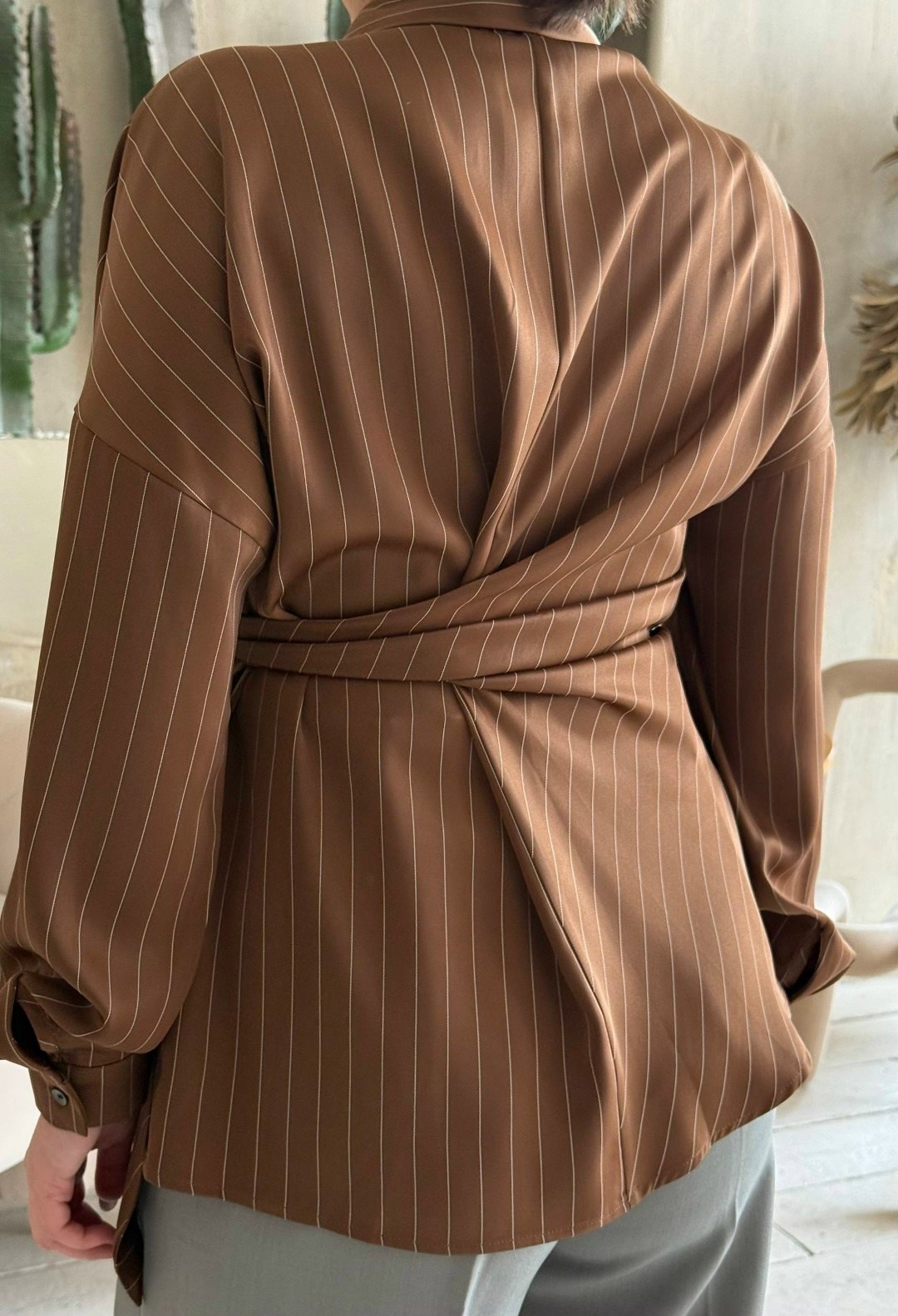 женская рубашка в полоску,коричневая рубашка женская,женская рубашка,рубашка в коричневую полоску женская,рубашка в полоску