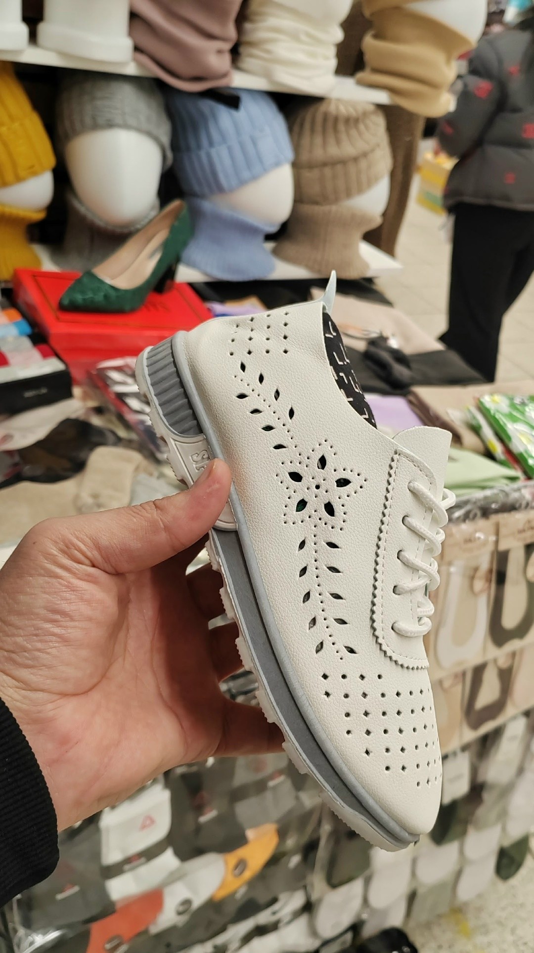 обувь,кроссовки женскиe,летние ботинки женские с перфорацией на шнуровке,кеды женски,мокасины с перфорацией