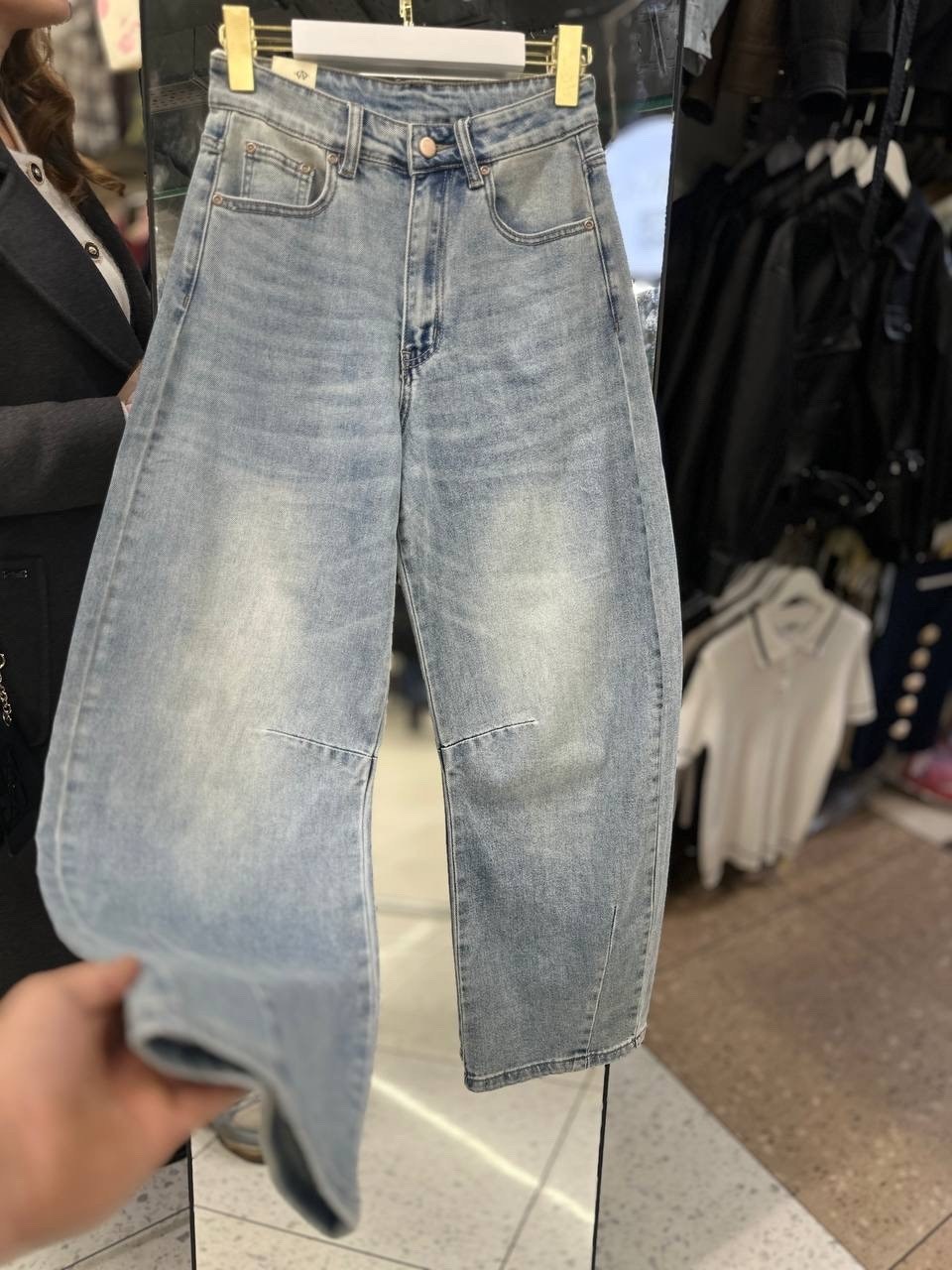 джинсы широкие женские,джинсы с широкими штанинами,джинсы широкие трубы,джинсы модные,джинсы широкие