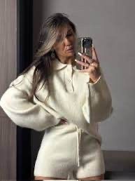 трикотажные костюмы,бежевый свитер,модные кофты,брючный костюм