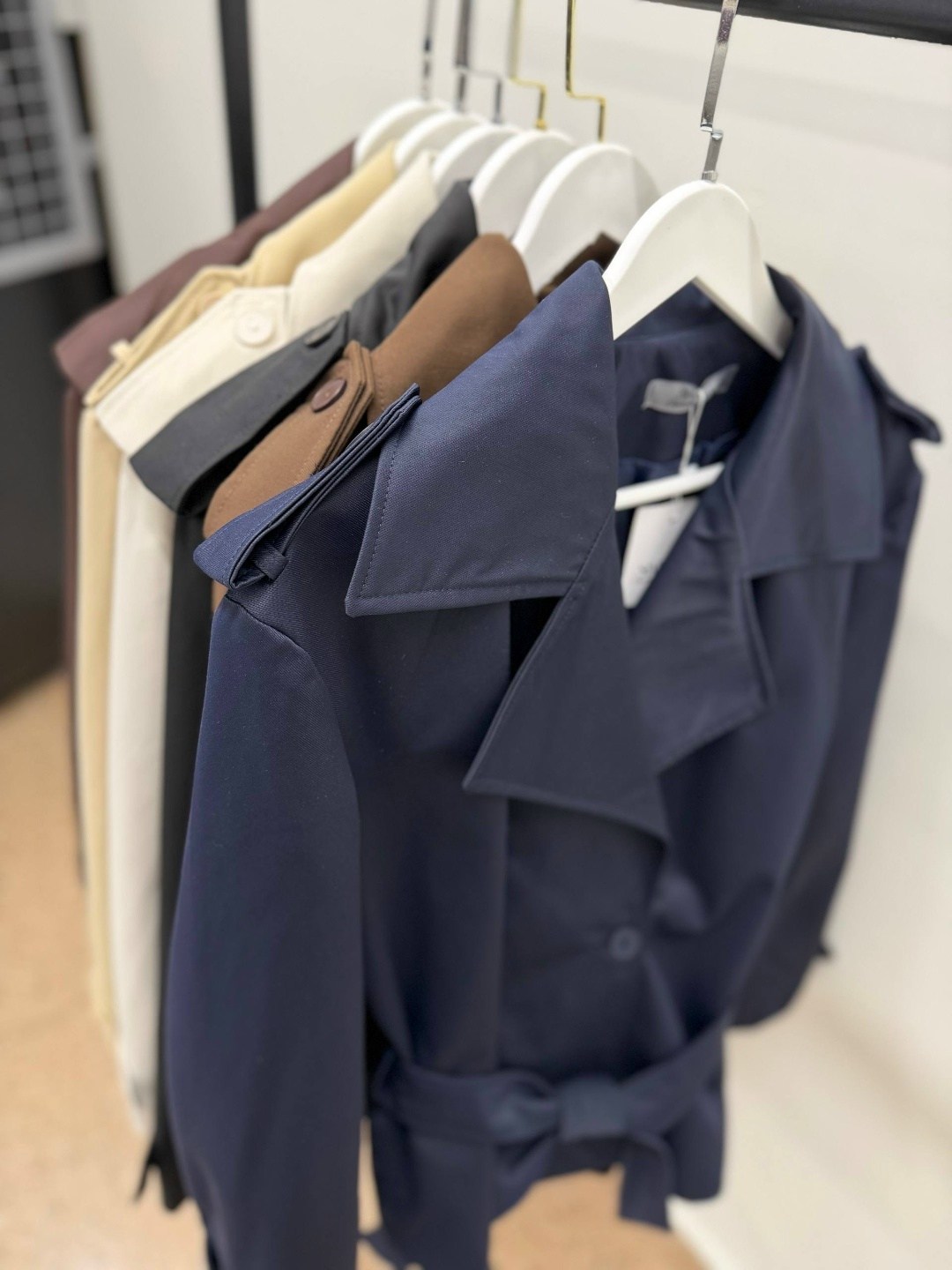 повседневная куртка,пальто тренч,тренч с поясом,женский тренч,модное пальто