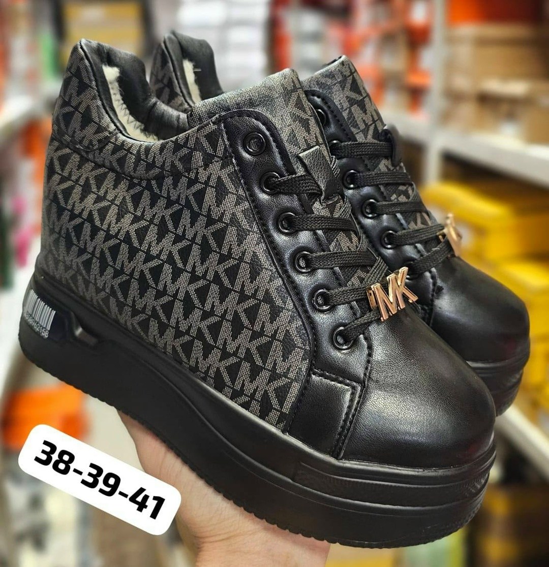 угги женские,угги короткие зимние на платформе amalino,,угги женские зимние,угги зимние на толстой подошве