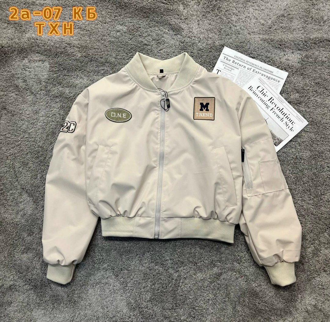 повседневная куртка,куртка модная,куртка,легкая куртка