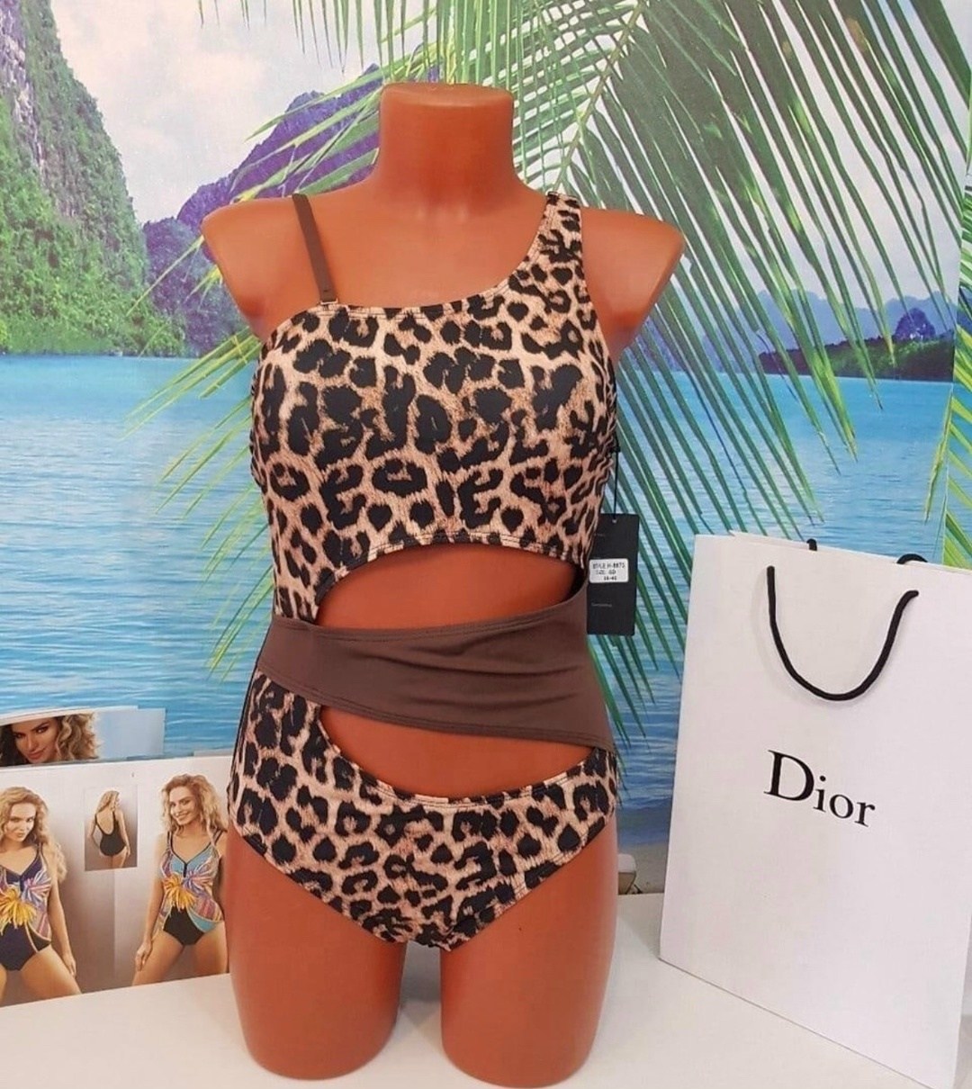 слитный купальник с леопардовым принтом,купальник с леопардовым принтом,купальник леопардовый слитный с вырезами,леопардовые купальники,женский слитный купальник