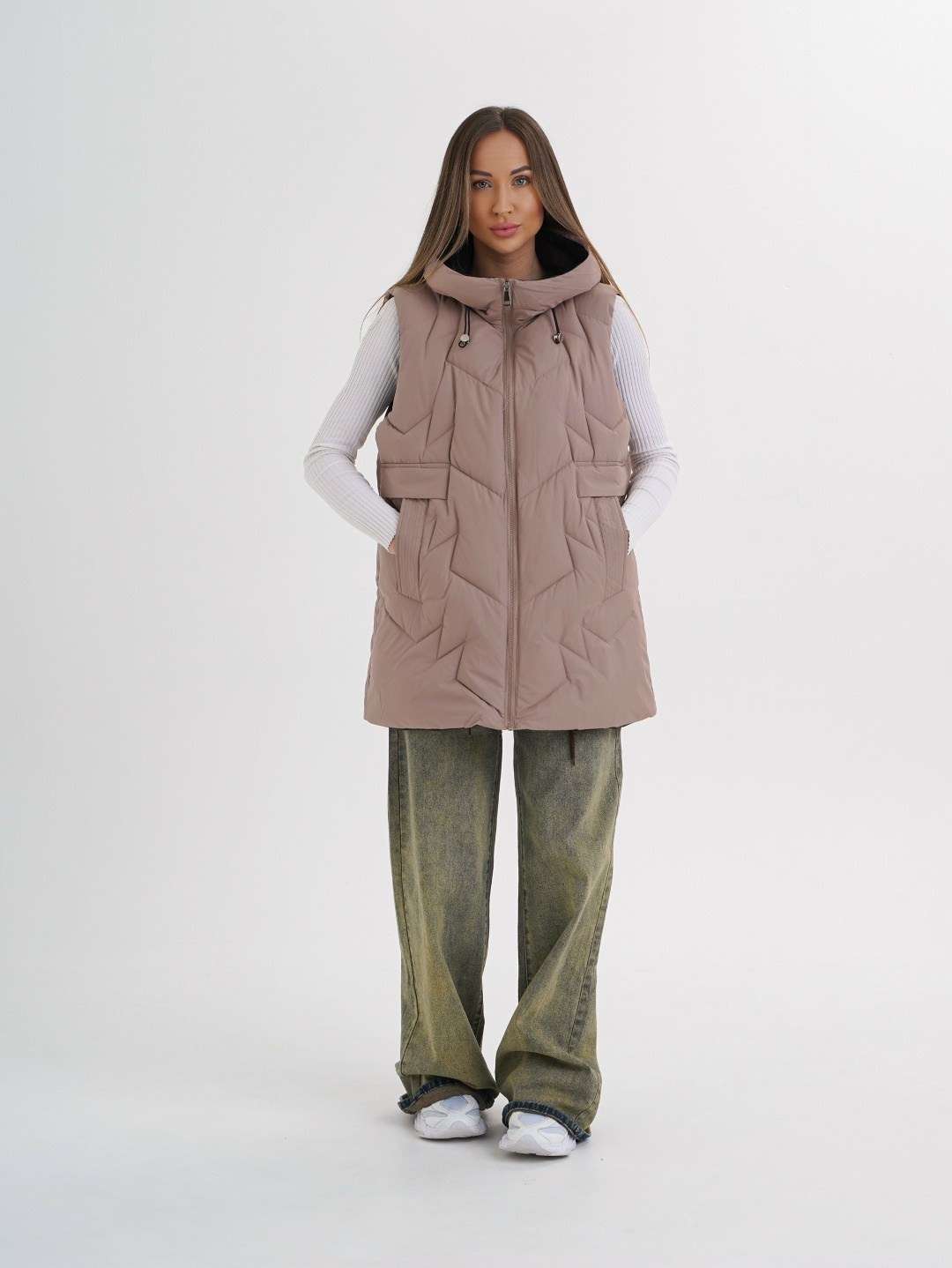 женские жилеты,жилетка женская,жилет,жилет утепленный,жилет с капюшоном