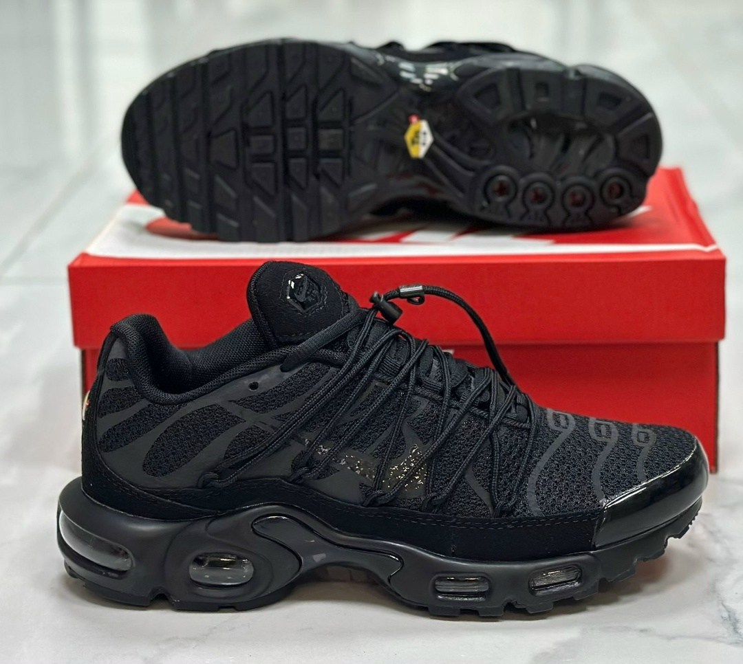 кроссовки nike air max tn plus,nike air max tn plus black,кроссовки мужские nike air max tn plus,кроссовки nike air max plus,nike air max tn plus