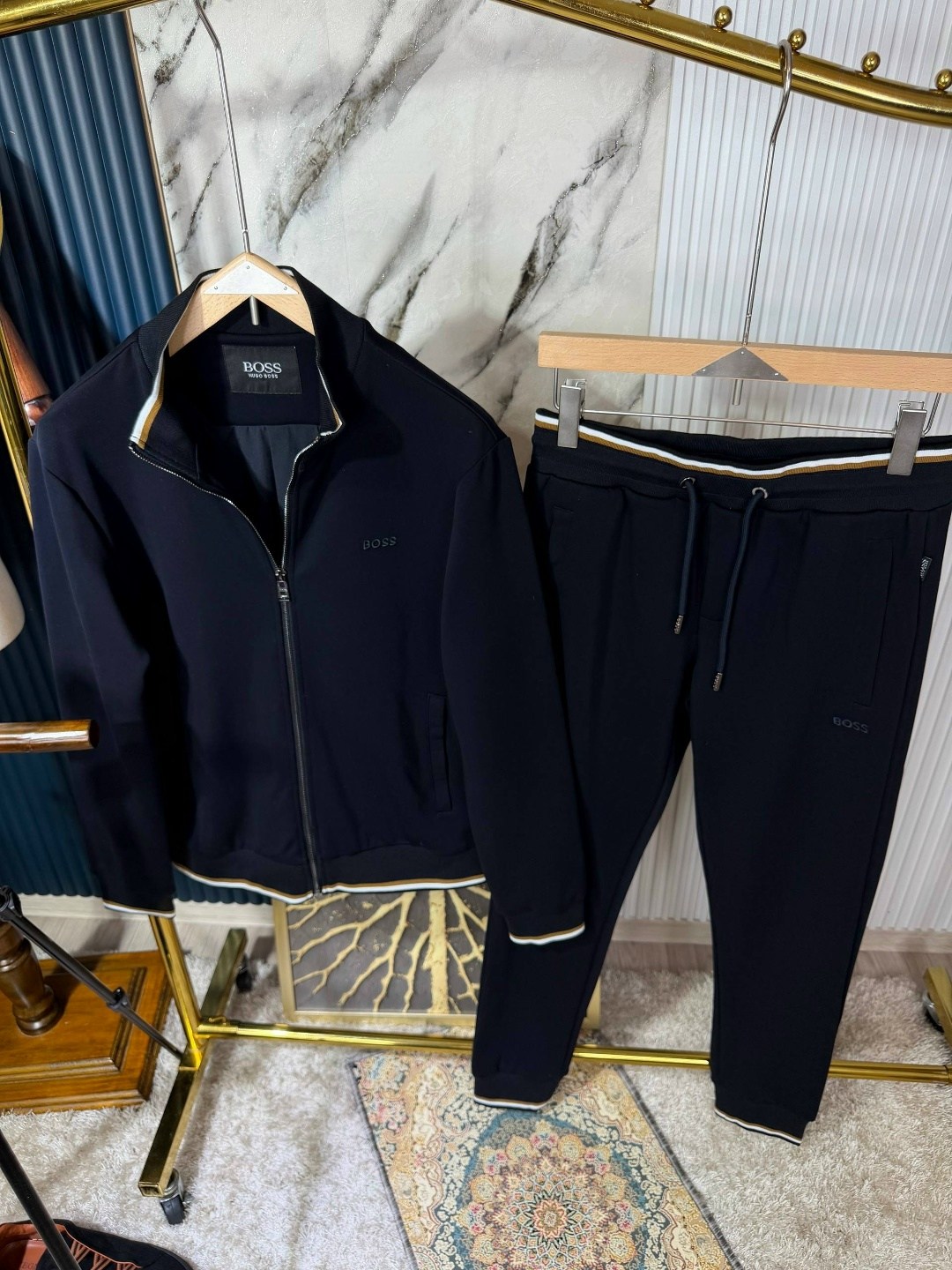 спортивный костюм boss,мужской спортивный костюм,спортивный костюм hugo boss,костюм спортивный,спортивный костюм loro piana