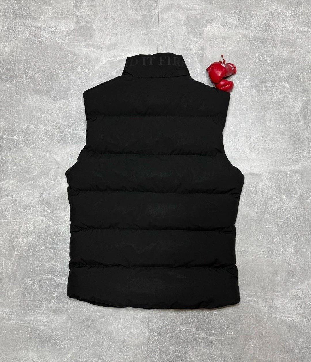 жилет,безрукавка лакост,жилетка,жилет lacoste,безрукавка жилет