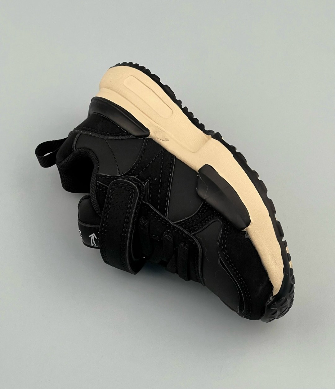 ,детские кроссовки,спортивная ,кроссовки мальчику,кроссовка детская