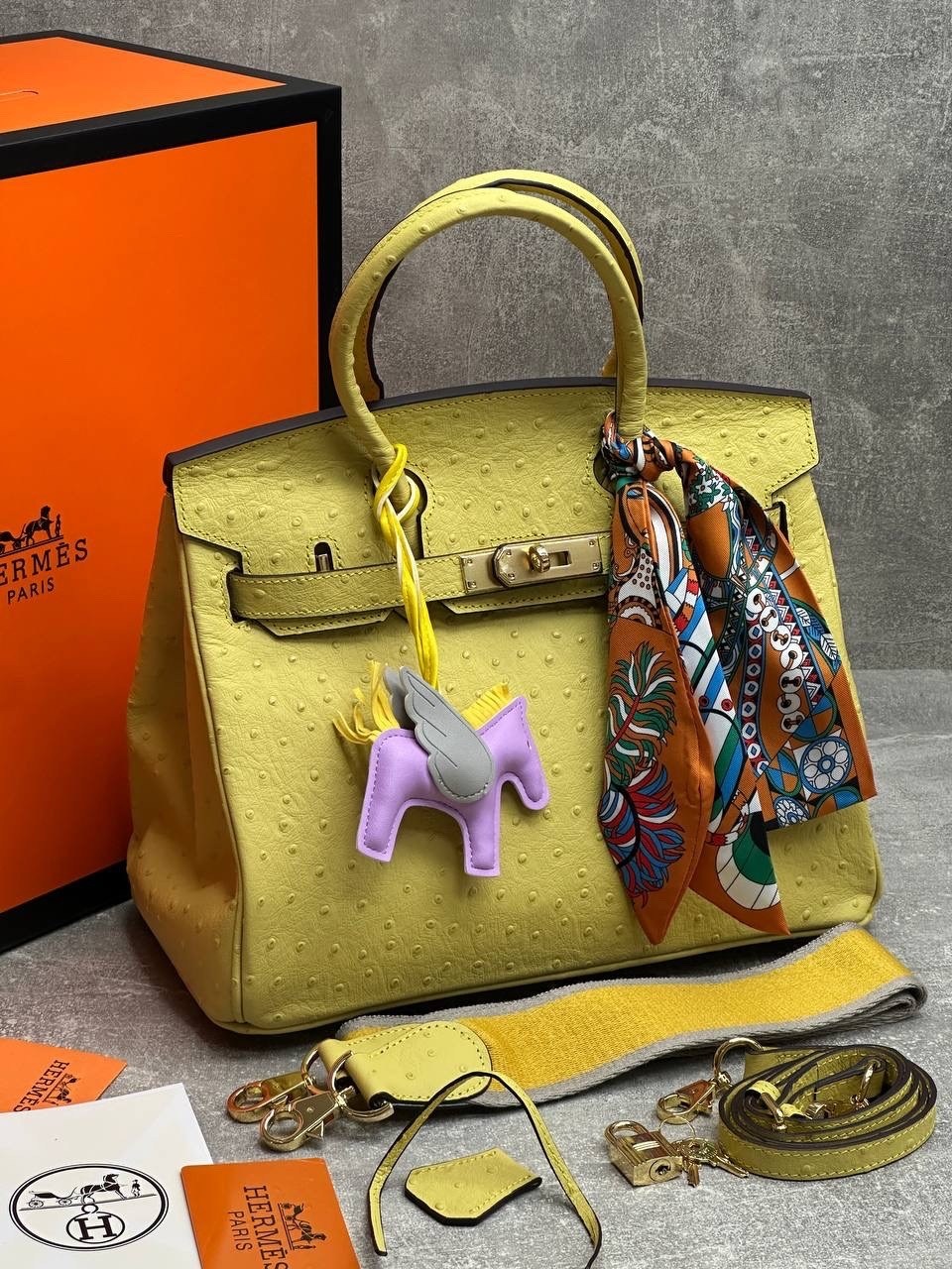hermes женская сумка,сумка hermes,сумка hermes birkin с лошадкой,сумка hermes birkin 30-22 из натуральной кожи и канвы,сумка hermes birkin гермес биркин оранжевый