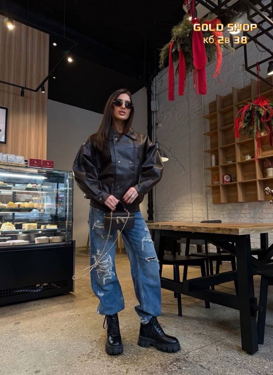 бомбер кожаный оверсайз куртка,женская куртка кожаная оверсайз,кожаная куртка,кожаная куртка оверсайз,бомбер кожаный оверсайз