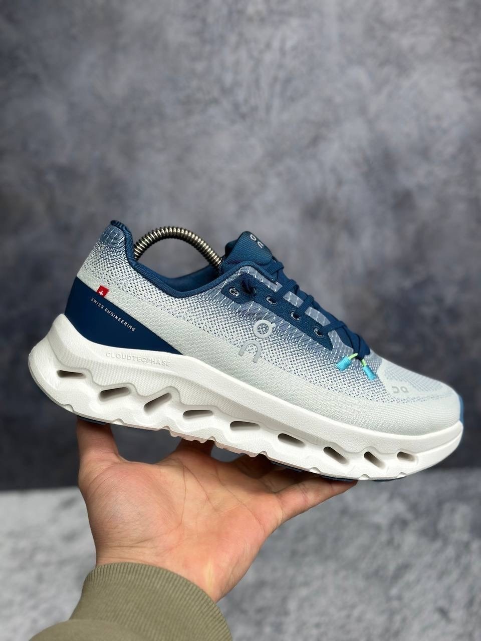 кроссовки on cloudtilt mineral ivory белый синий,кроссовки,спортивные кроссовки,спортивная ,повседневные кроссовки