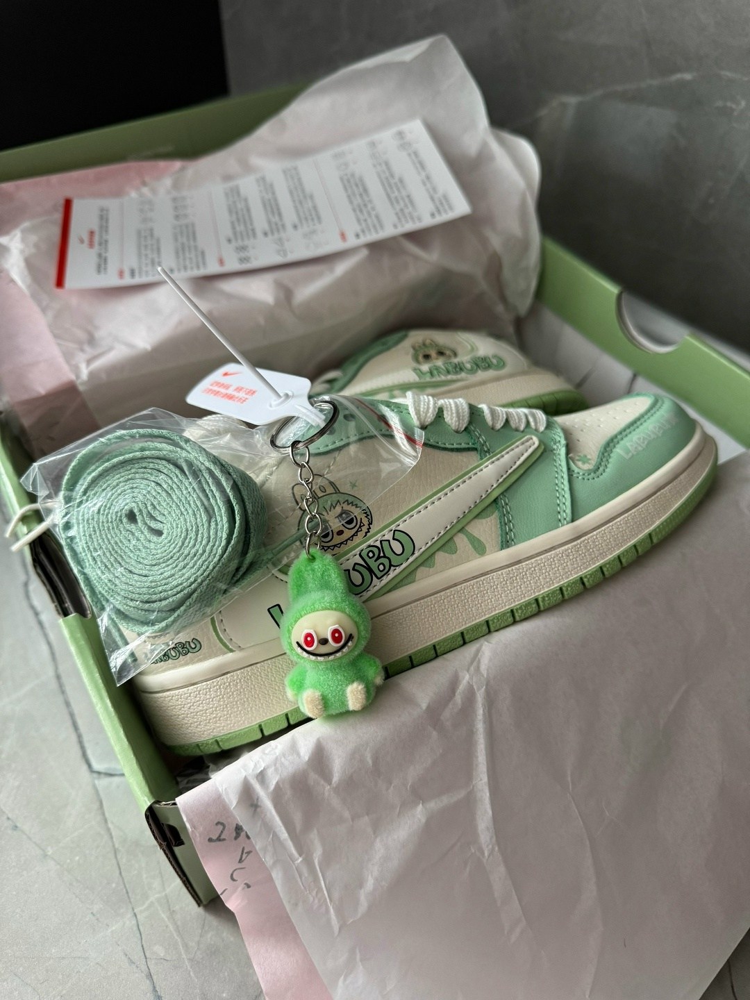 nike air jordan 1 low travis scott,кроссовки,женские кроссовки,низкие кроссовки,баскетбольная