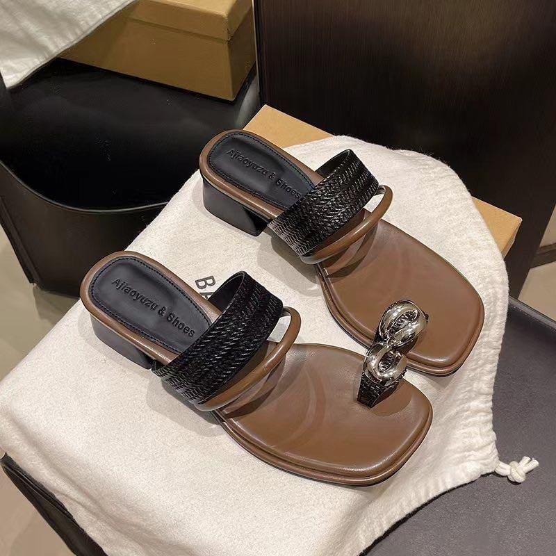 модные шлепанцы,женские шлепанцы,модные босоножки,модные сандалии,женские босоножки